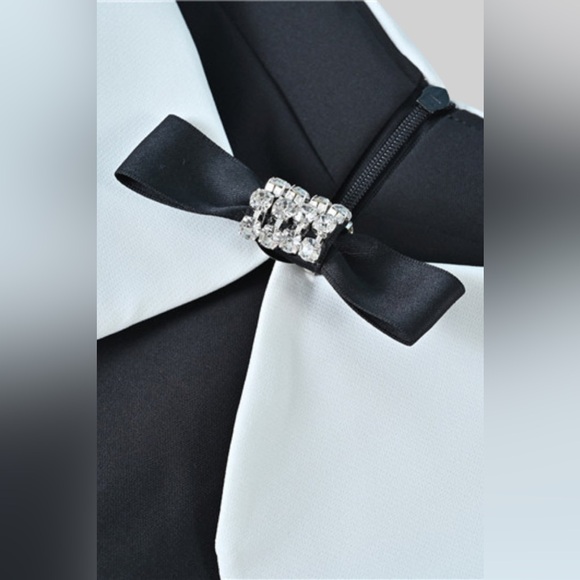 🖤FINAL SALE🖤 SIERRA DARIEN BOW DETAIL MINIMALIST DRESS - B&W SIZE S - Picture 5 of 9